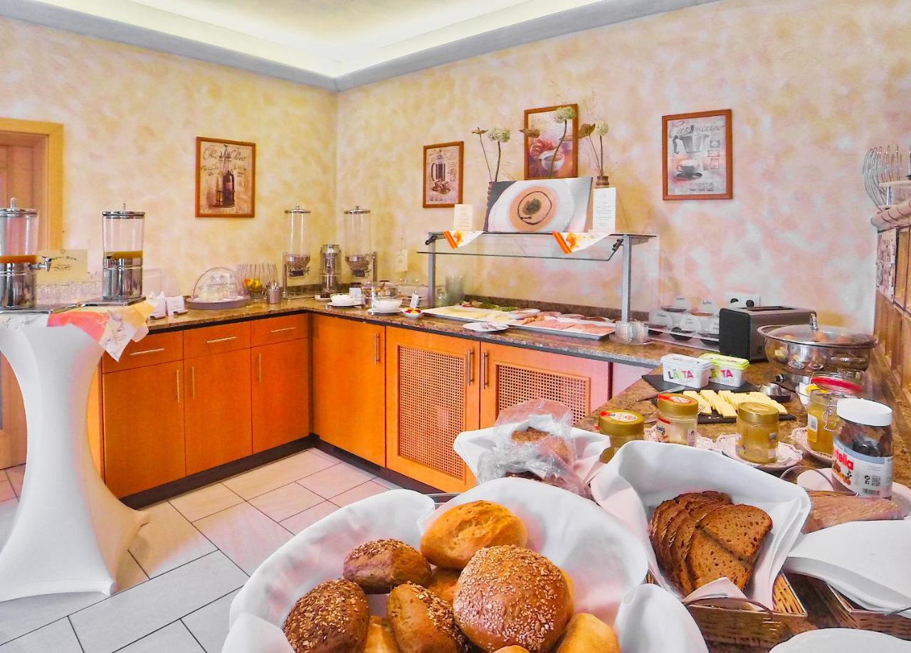 Hotel Maurer Saarwellingen Εξωτερικό φωτογραφία